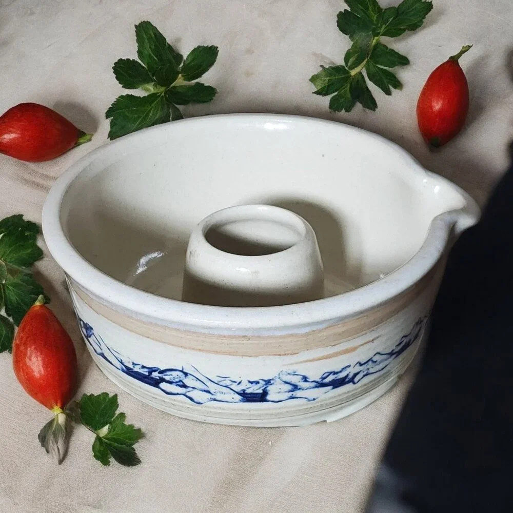 Vintage Handcrafted Stoneware Chicken Roaster 9 1/4